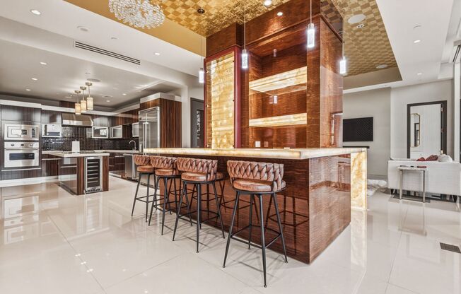 2 beds, 2.5 baths, $17,000