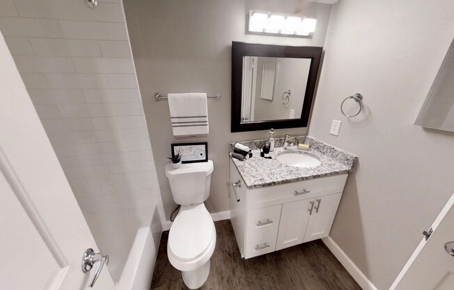2 beds, 1 bath, 875 sqft, $1,750, Unit 404
