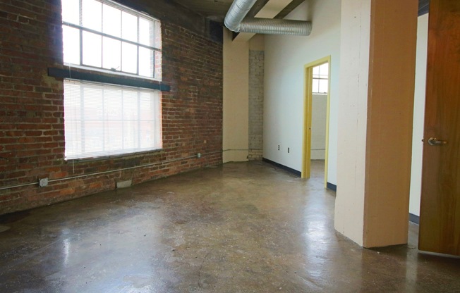 2 beds, 1 bath, 884 sqft, $1,595, Unit APT 3D