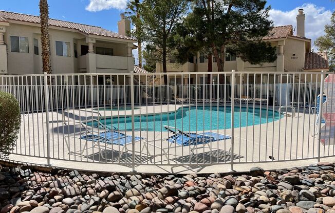 1st floor condo - Near parks & Summerlin pkwy
