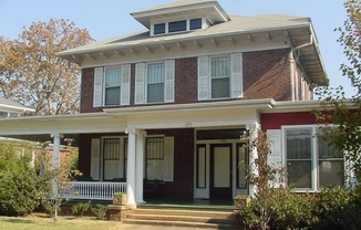 2 Bed 2 bath house on South Milledge Ave