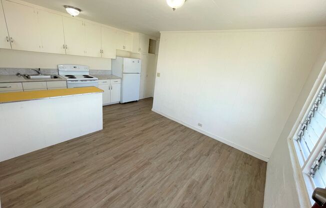 2038 S. Beretania St.