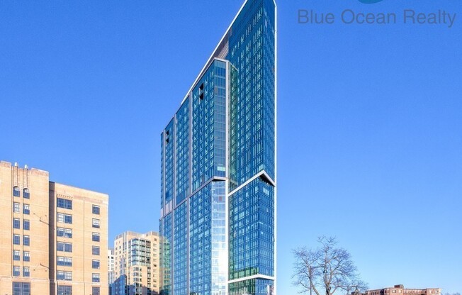 1 bed, 1 bath, 815 sqft, $4,800, Unit 25H
