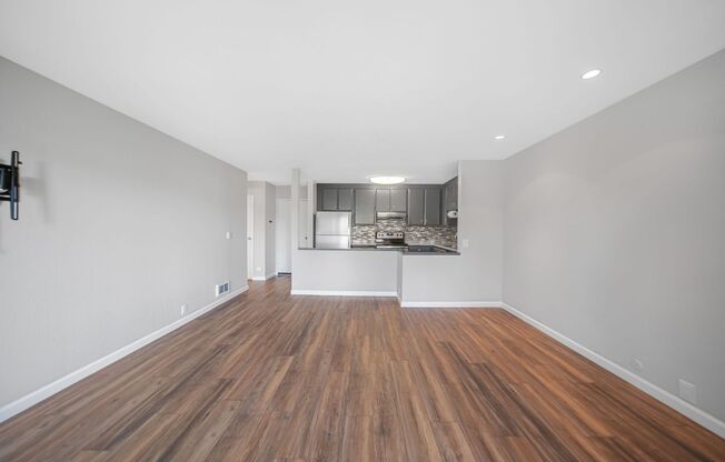 1 bed, 1 bath, $1,900