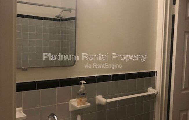 1 bed, 1 bath, 550 sqft, $1,000, Unit 6