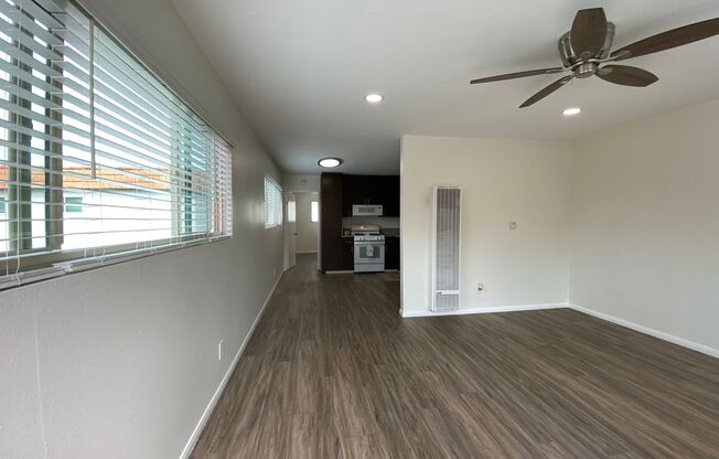 El Camino Grove Apartment Homes
