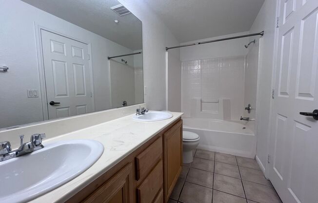 2 beds, 2 baths, $1,650, Unit # 2034