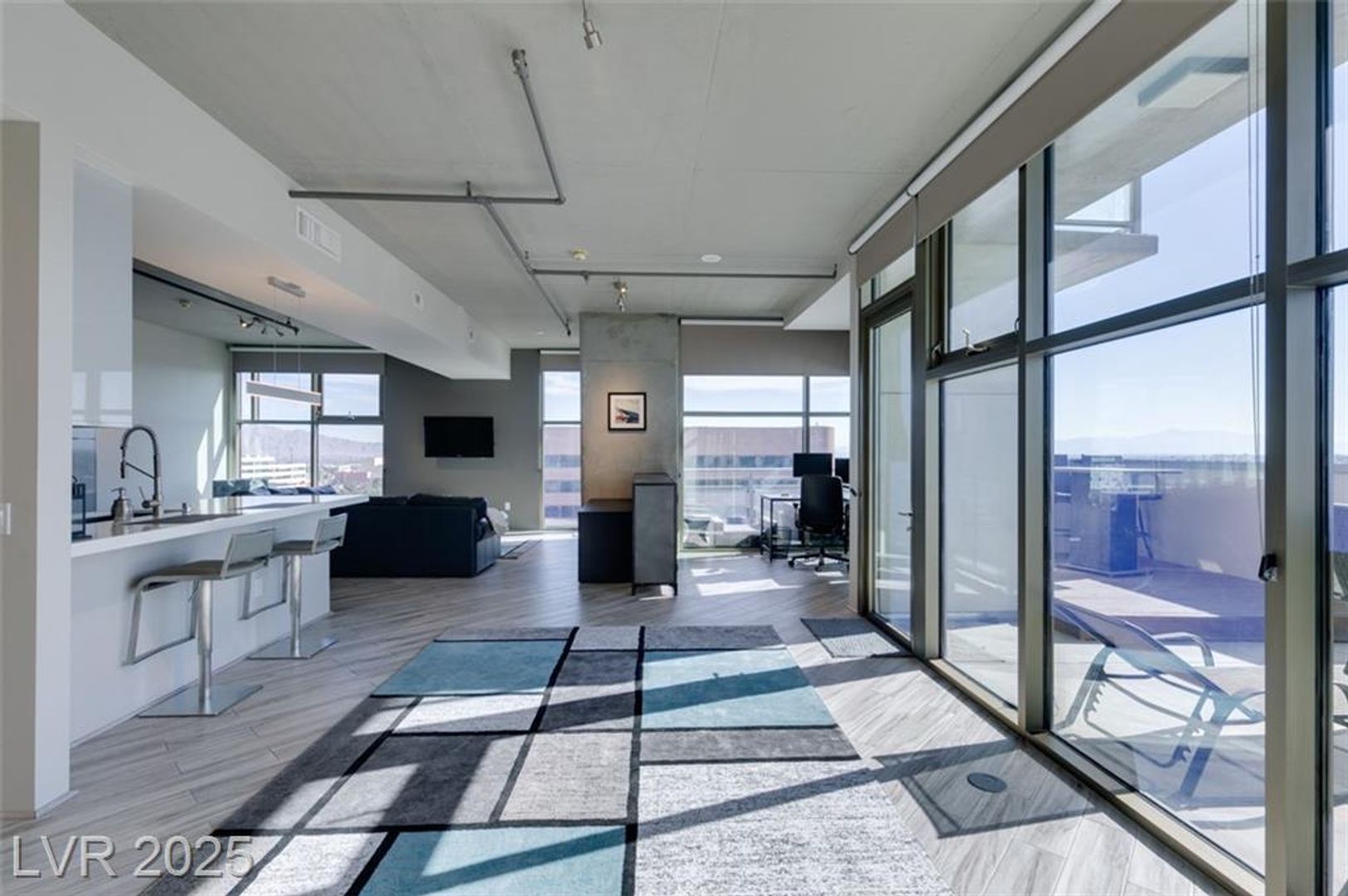 Perfection Plus +++ Enjoy the elevated lifestyle offered at The Juhl!