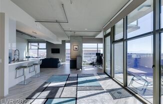 1 bed, 2 baths, $2,977, Unit Juhl Highrise