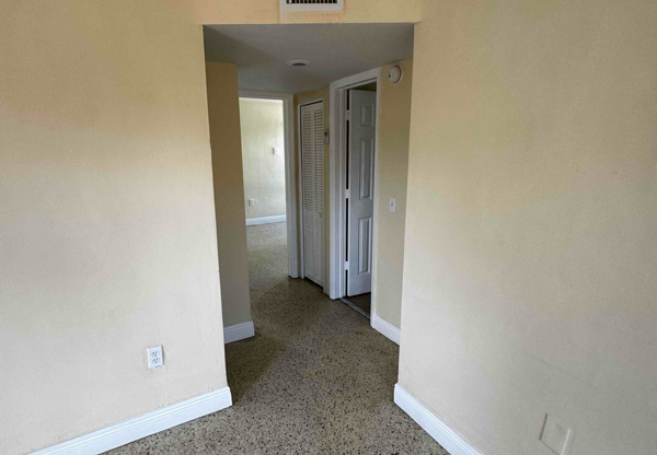 944 NW 6 ST
