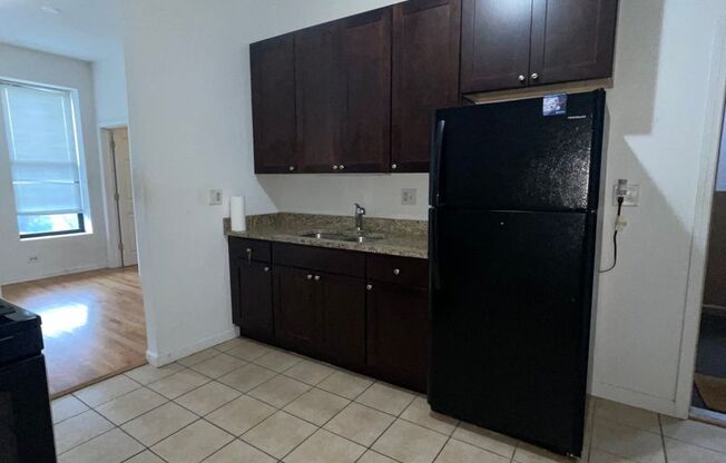 1 bed, 1 bath, $1,500, Unit 2F