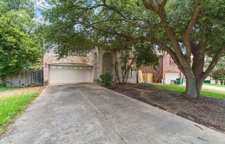 4 beds, 2.5 baths, $1,825