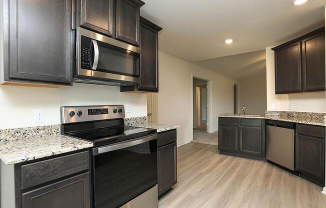 424 ELAINE VLY DR