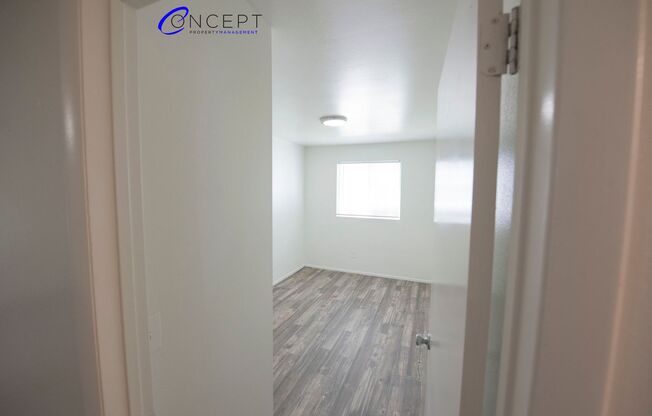 2 beds, 1 bath, 810 sqft, $1,249, Unit 01