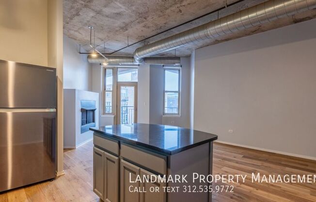 6 S Laflin St