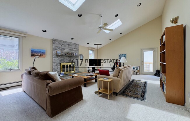 55 ESTY FARM RD
