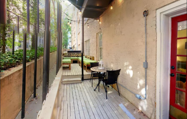 2230 PEACHTREE RD NW