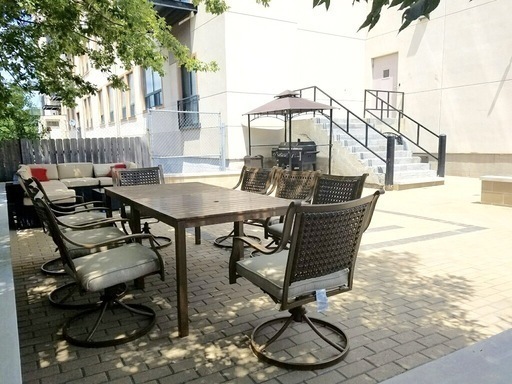 1 bed, 1 bath, 655 sqft, $2,000, Unit 405