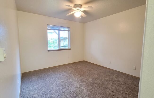 2 beds, 2 baths, 956 sqft, $1,599, Unit 117