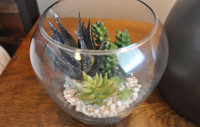 3 beds, 2.5 baths, $2,395, Unit 343