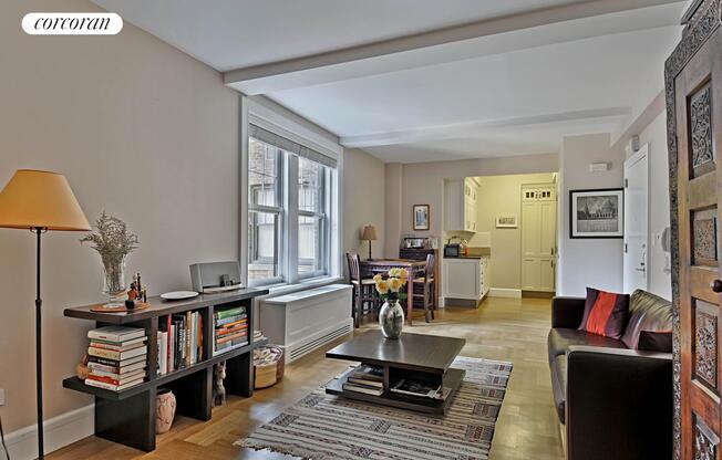 1 bed, 1 bath, 696 sqft, $6,400, Unit 614