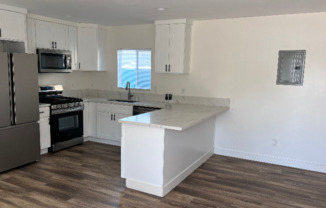 256 S VIS BONITA AVE