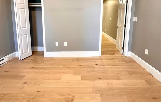 43 43 A COTTAGE