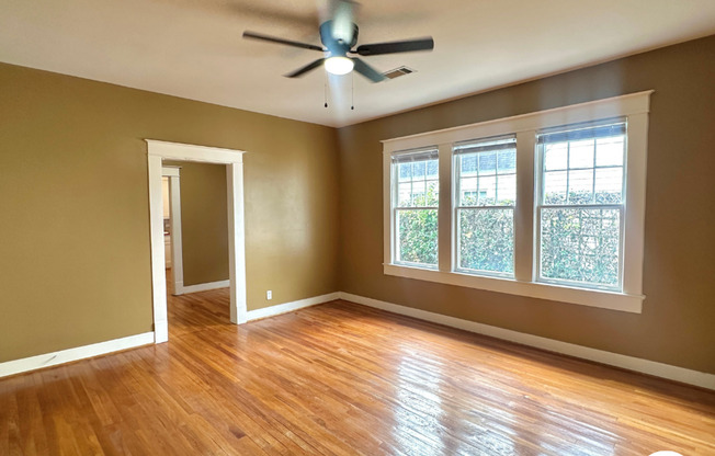 Charming 2 bedroom Garden District Home for Rent!