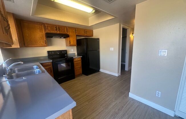 3 beds, 2 baths, $2,295