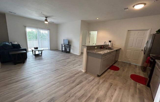 2 beds, 2 baths, 982 sqft, $1,795, Unit 228