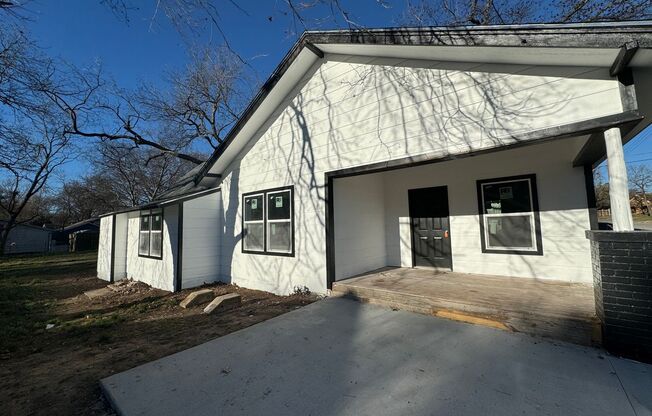 Newly remodeled 3/2 across from the park!-Under Construction