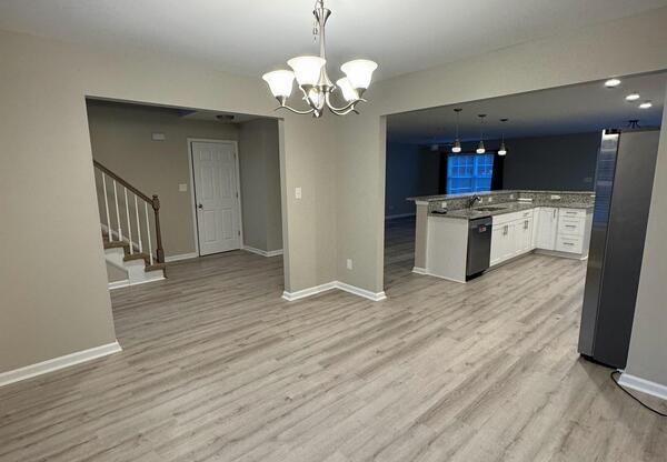 853 NORMAN AVE