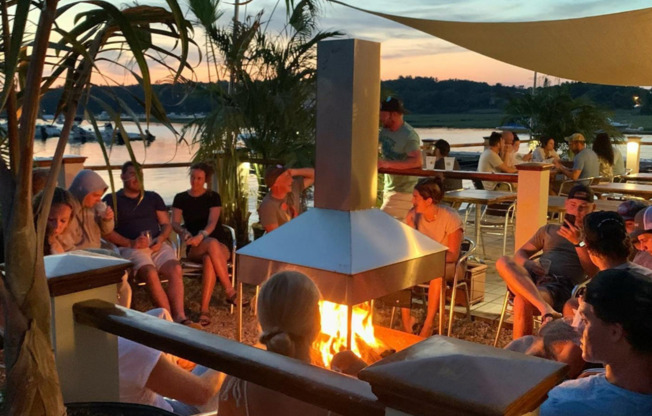 3 beds, 2 baths, 1,310 sqft, $4,400, Unit Unit 213