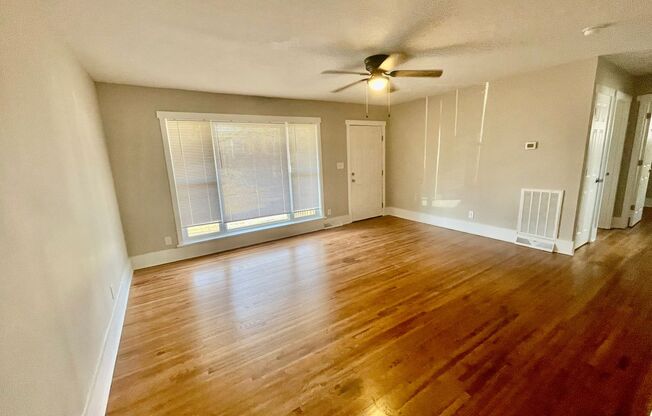 Welcome to Burgess2937, A Newly renovated charming 2-bedroom, 1-bathroom Duplex located in the vibrant city of Charlotte, NC