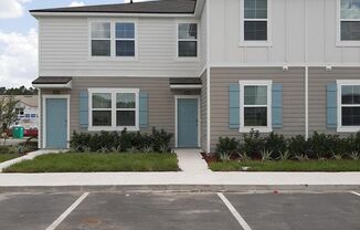 Beautiful 3/2.5 Townhouse located Oakleaf!