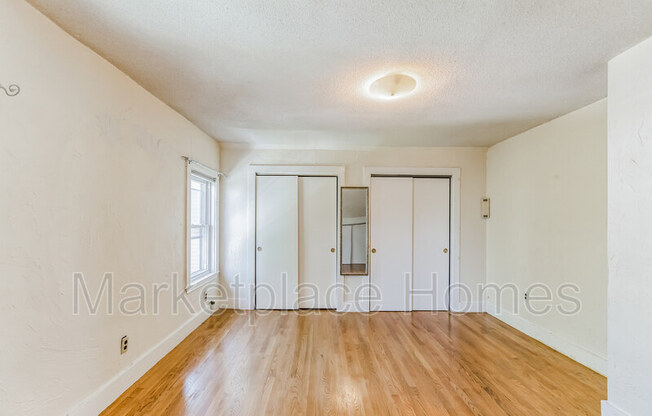 2 beds, 1 bath, 1,022 sqft, $2,500