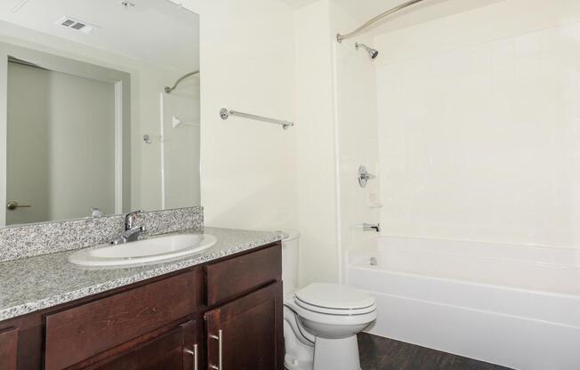 2 beds, 2 baths, 1,270 sqft, $2,112