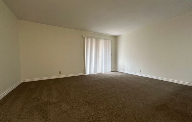 2 Bedroom, 1 Bath Condo