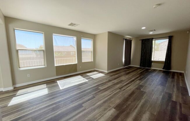 10353 TALKING TREE AVE