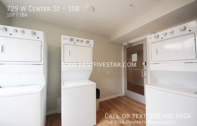 729 W CTR