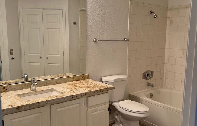 1 bed, 1 bath, $1,295, Unit #1043