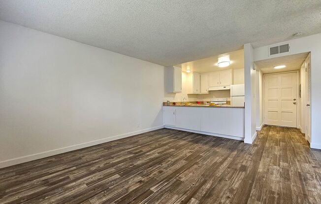 La Mesa Spring Gardens