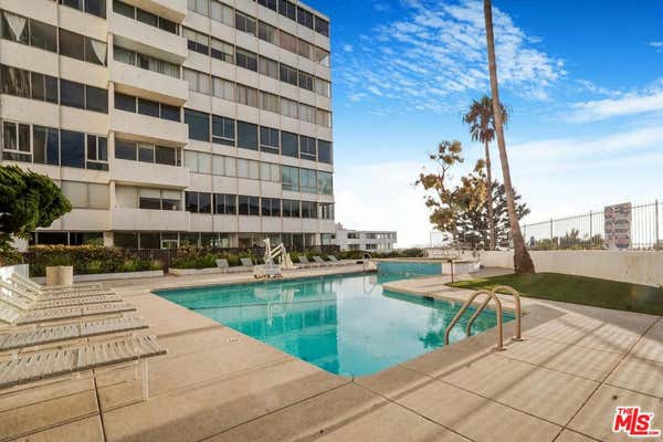 2 beds, 1 bath, 1,200 sqft, $6,288, Unit PH2