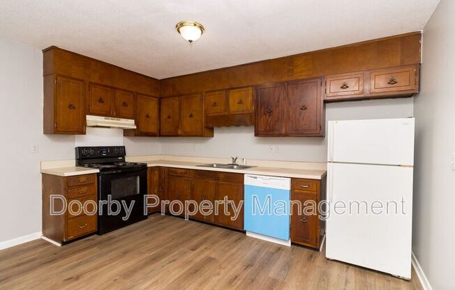 5033 CAMERON LN