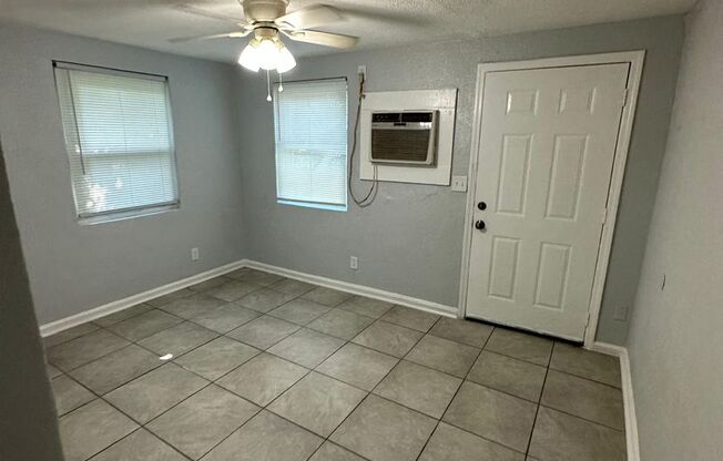 2118/2120 Brooklyn Rd.