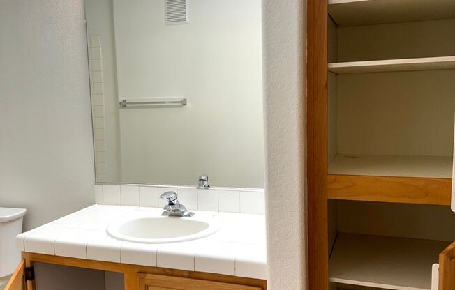 2 beds, 2 baths, $1,499, Unit # 2072