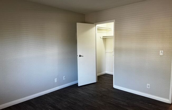 2 beds, 1 bath, 875 sqft, $2,550, Unit 648