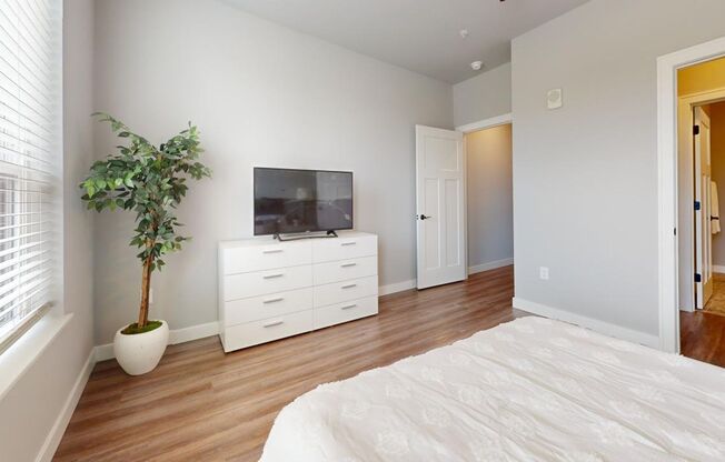 2 beds, 2 baths, 1,256 sqft, $1,925, Unit 214