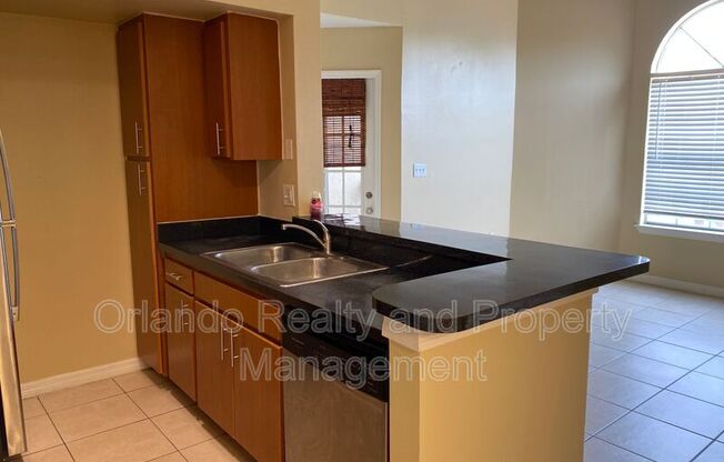 405 Fountainhead Cir #243