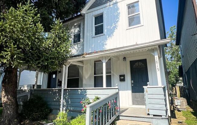 1815 S 6 ST